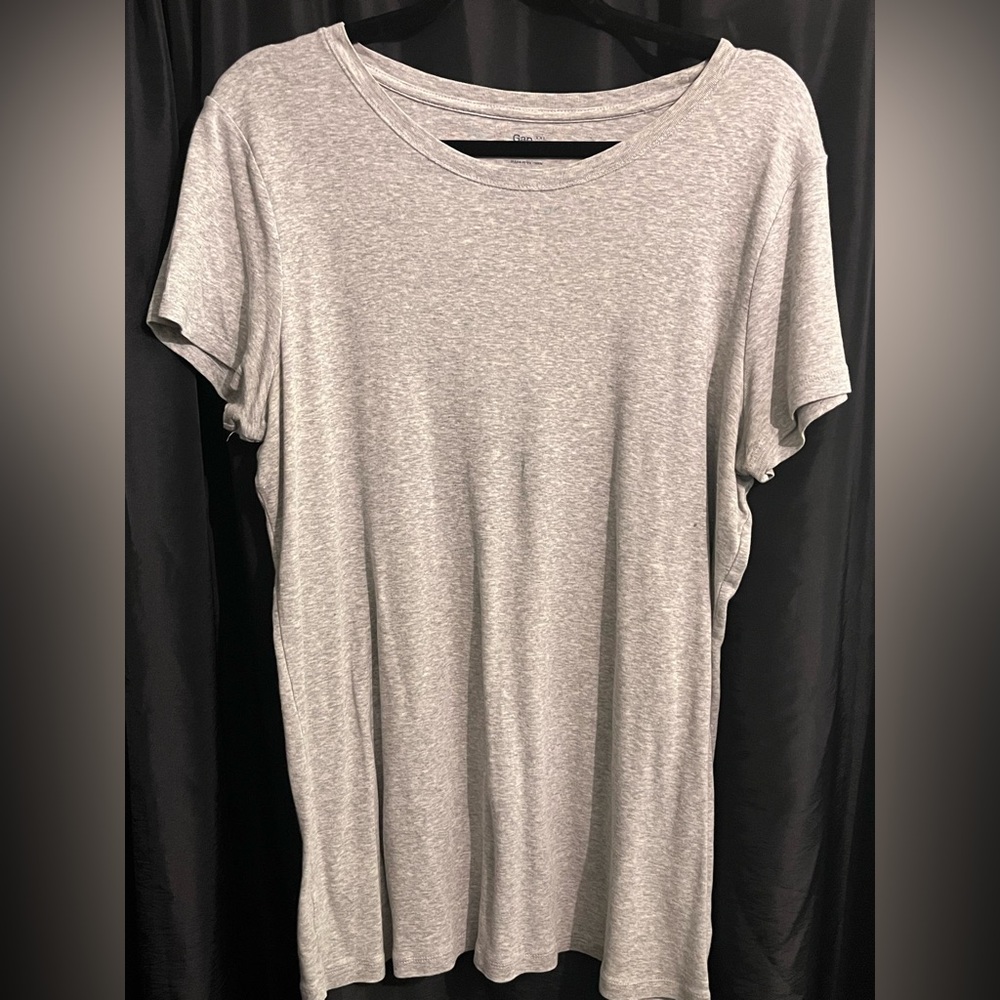 Gap T-Shirt